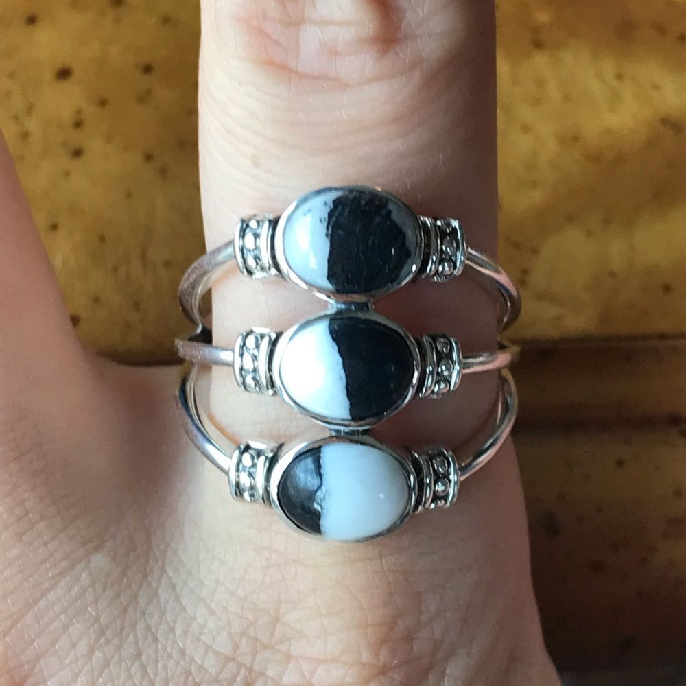 Natural White Buffalo Turquoise Sterling Silver Ring Size 10